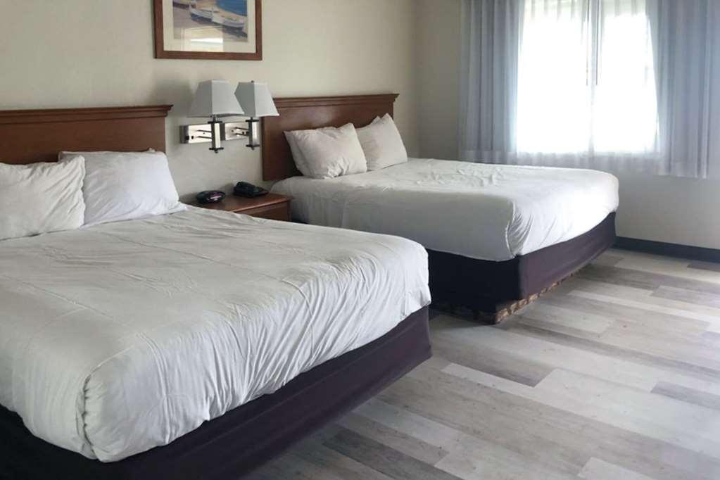 Rodeway Inn At خليج مورو الغرفة الصورة