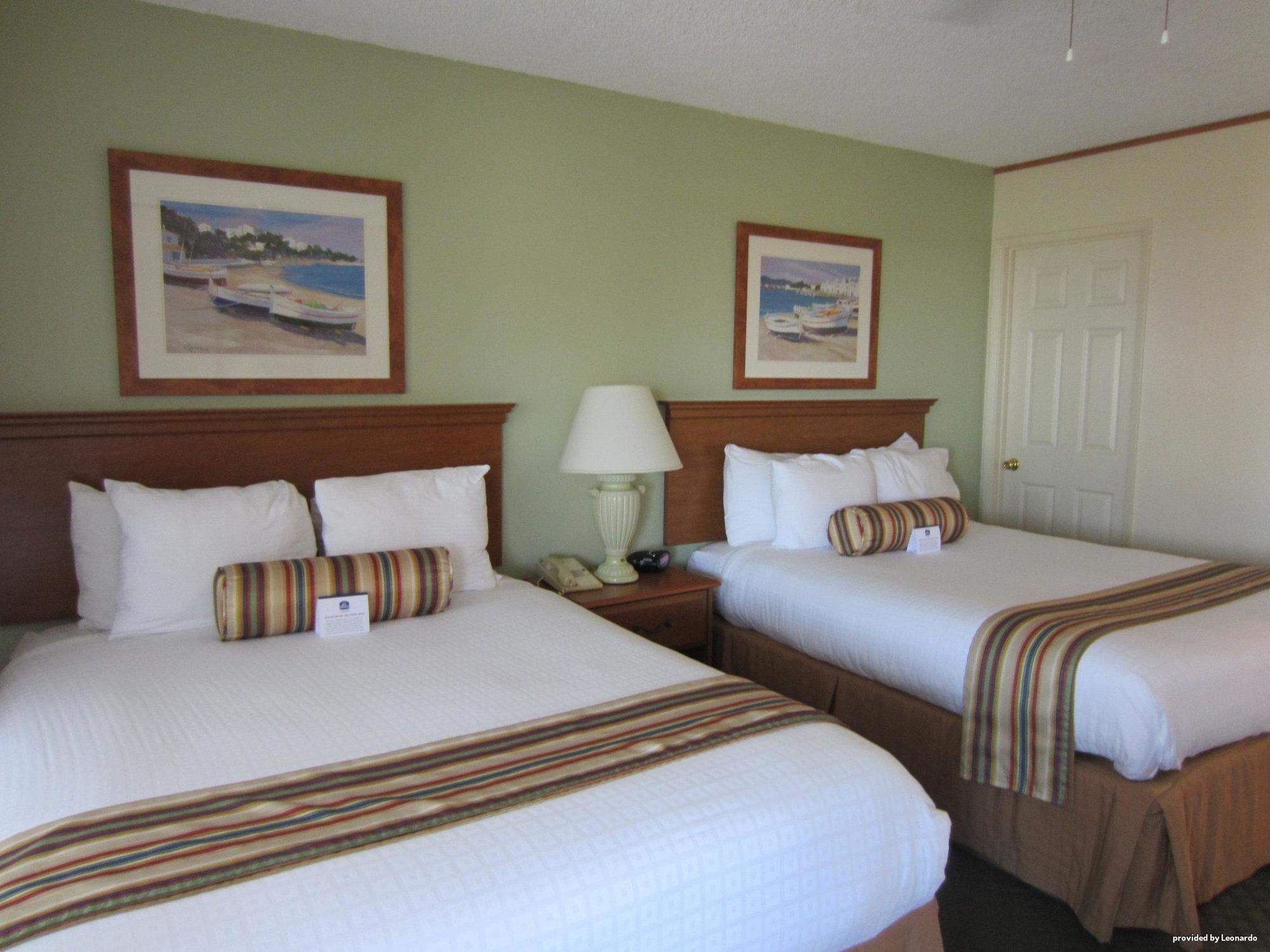 Rodeway Inn At خليج مورو المظهر الخارجي الصورة